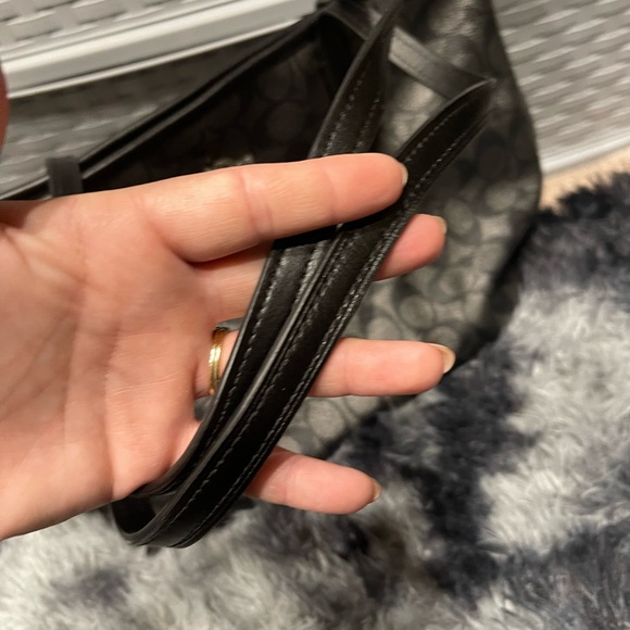 Coach purse - Picture 3 of 5